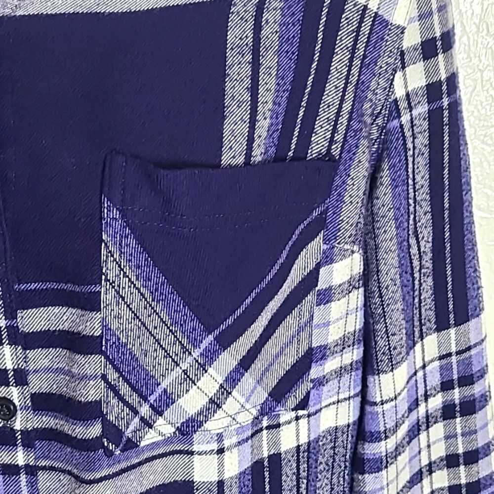 Como Vintage Navy Blue & White Plaid Buttondown Shirt, Size Medium - Picture 4 of 9